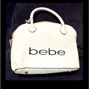 ⭐️ Bebe Fabiola white hand bag satchel faux leather pebble texture zips